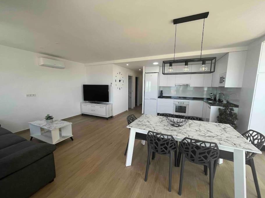 Apartamento Con Preciosas Vistas A Pie De Playa Santa Pola Exterior photo